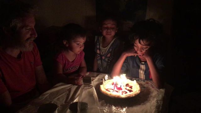 wnf745 - IMG_8723_Moment - small